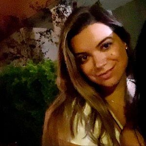 Meet your Posher, Santina